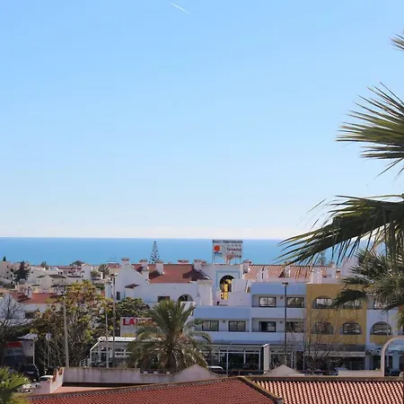 Main Avenue Albufeira, Walk To Beach, Old Town, Shooping, Location Albufeira