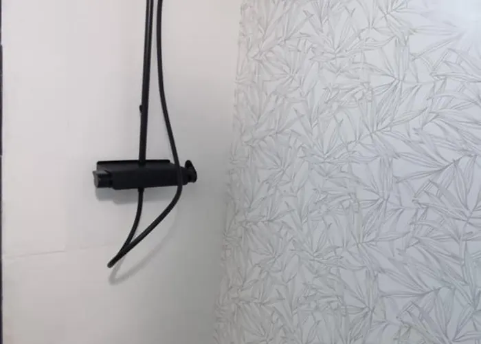 Main Avenue Albufeira, Walk To Beach, Old Town, Shooping, Location Lägenhet Albufeira