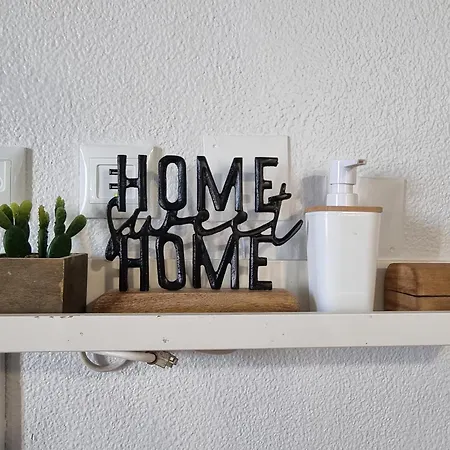 Appartement Main Avenue Albufeira, Walk To Beach, Old Town, Shooping, Location Albufeira