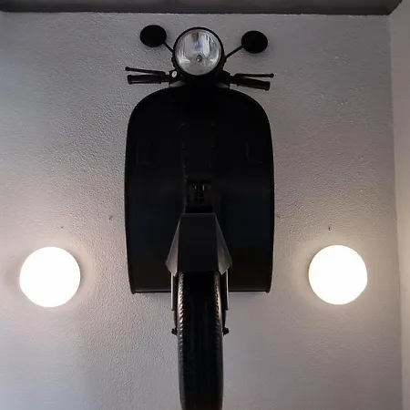 Main Avenue Albufeira, Walk To Beach, Old Town, Shooping, Location Apartament *