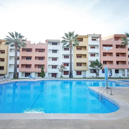 Main Avenue Albufeira, Walk To Beach, Old Town, Shooping, Location Albufeira