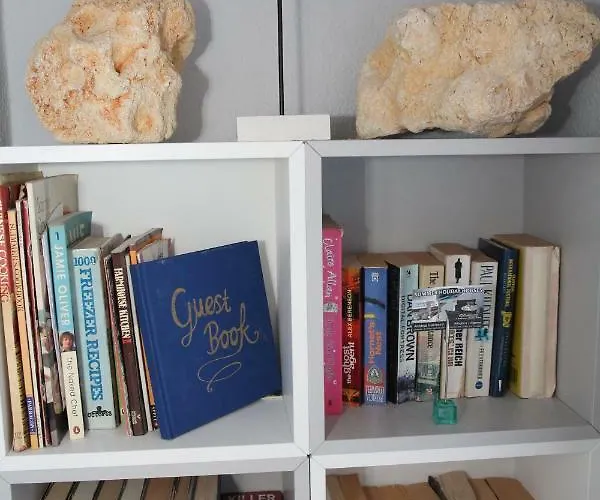 דירה Main Avenue Albufeira, Walk To Beach, Old Town, Shooping, Location אלבופיירה